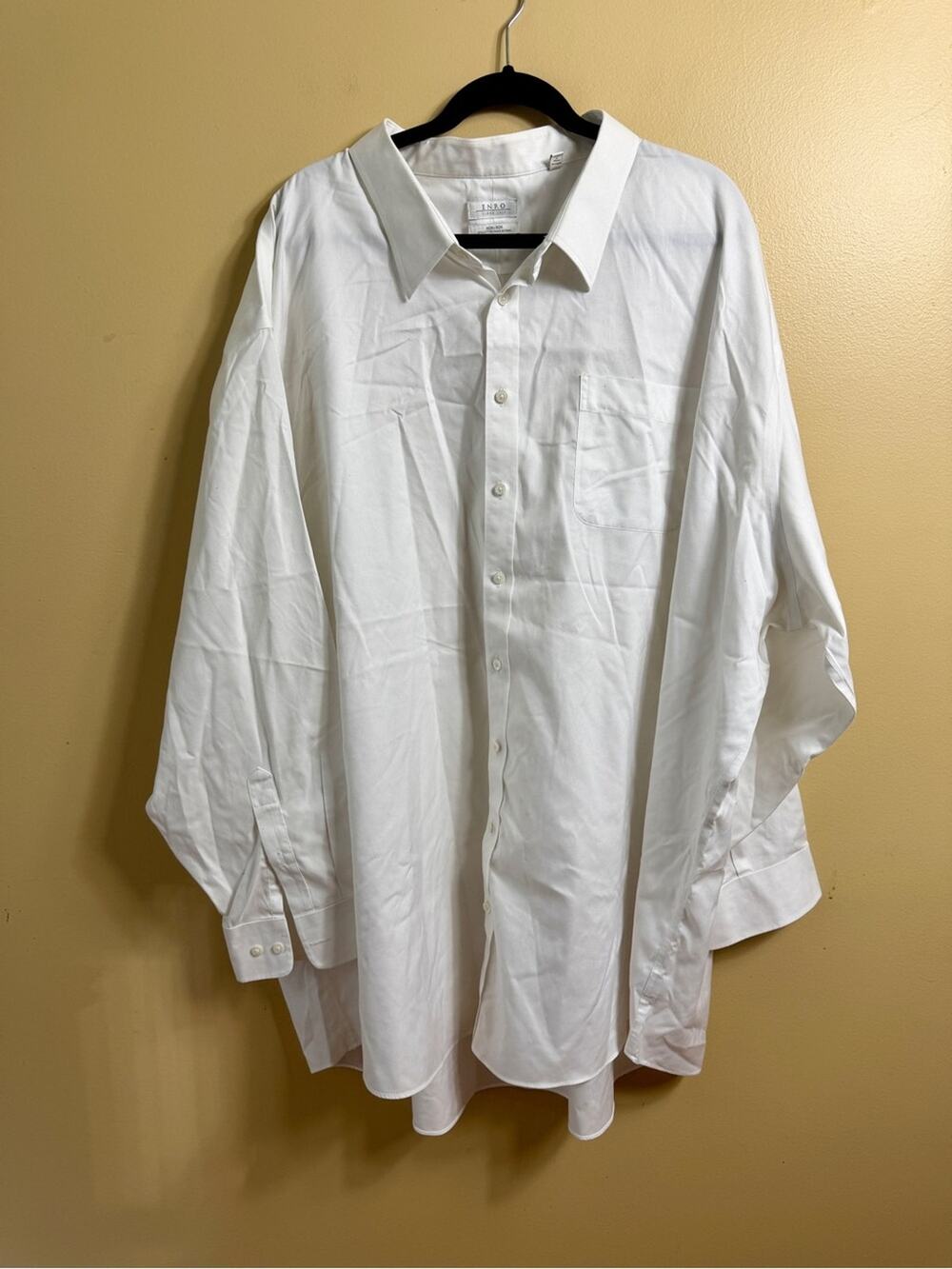 Enro white button down shirt. 22 neck 36–37 tall. 5X. 6X